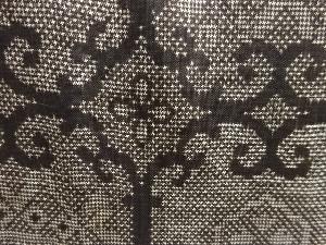 アンティーク　更紗模様織り出し本場泥大島紬着物(5マルキ)